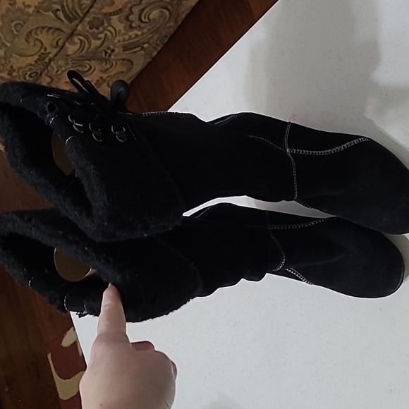 Kenneth Cole Reaction women's leather wedge boots size 6.5 - Picture 3 of 14